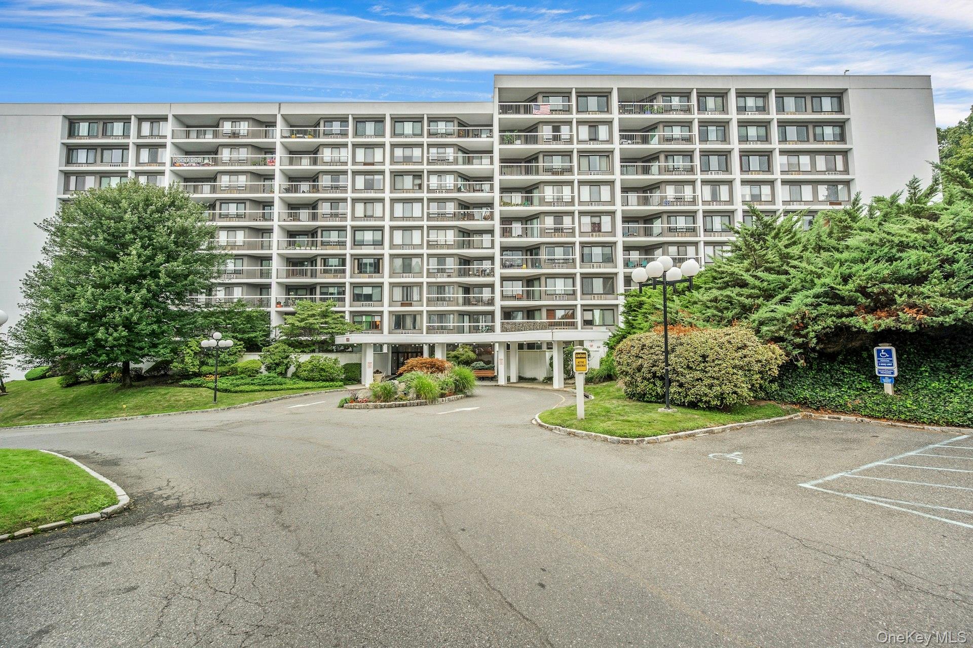 #1 photo, 100 High Point Drive, 纽约州 Hartsdale , NY 10530