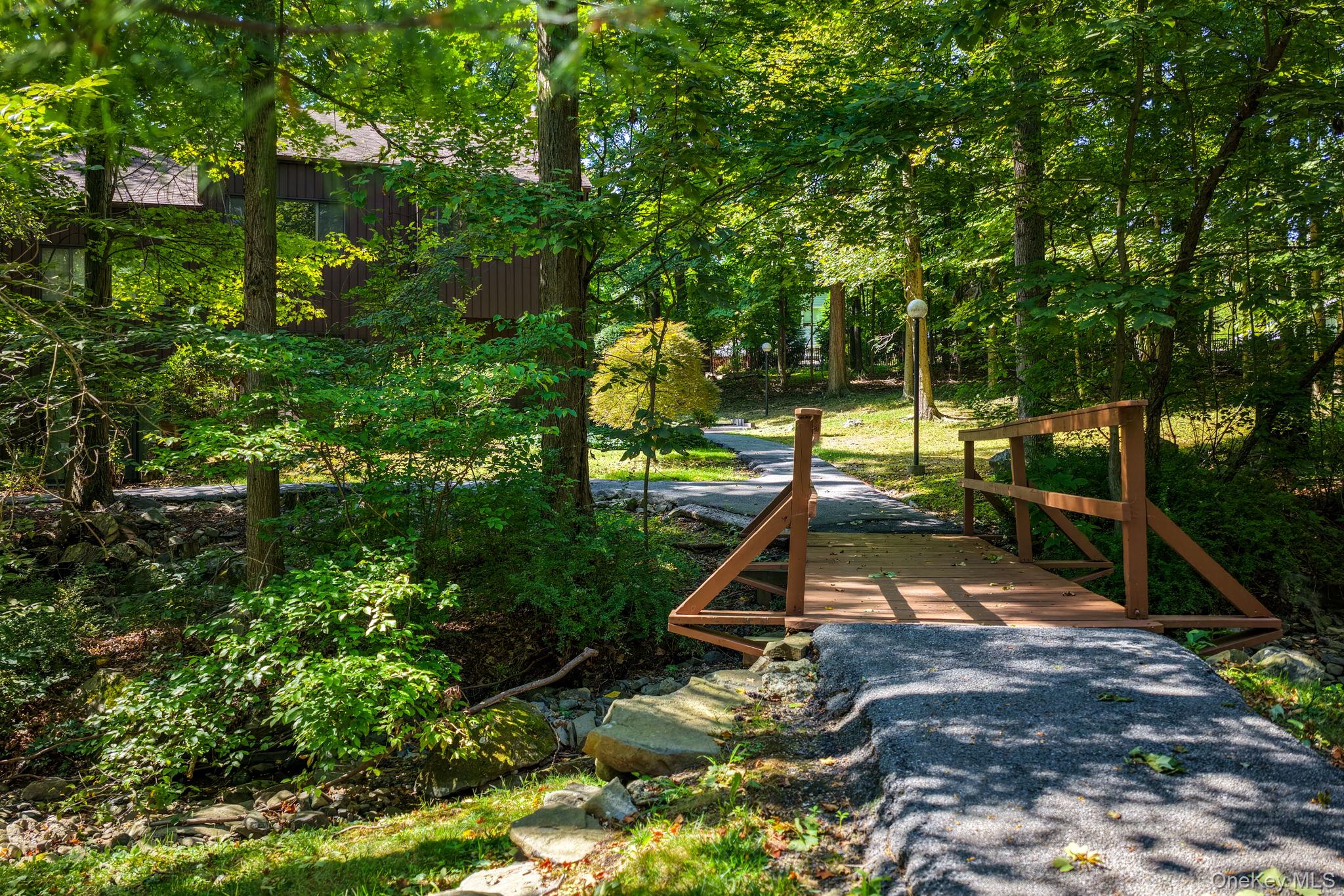 #2 photo, 4 Aspen Court, Woodbury , NY 10930