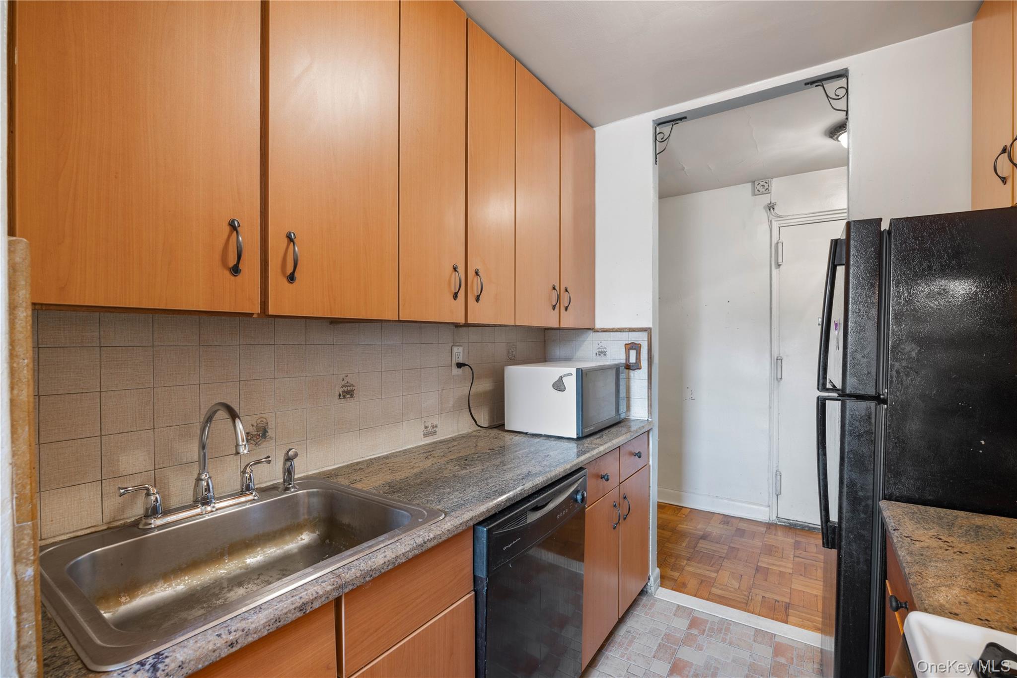 #10 photo, 1304 Midland Avenue, Yonkers , NY 10704