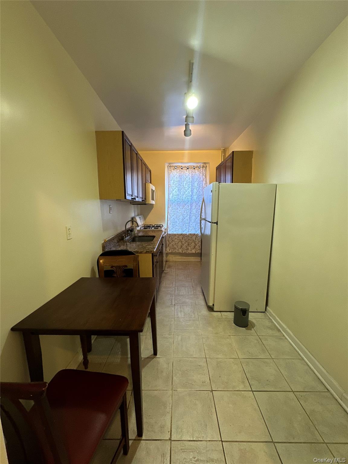 #8 photo, 62-64 Saunders Street, クイーンズ区 Rego Park , NY 11374