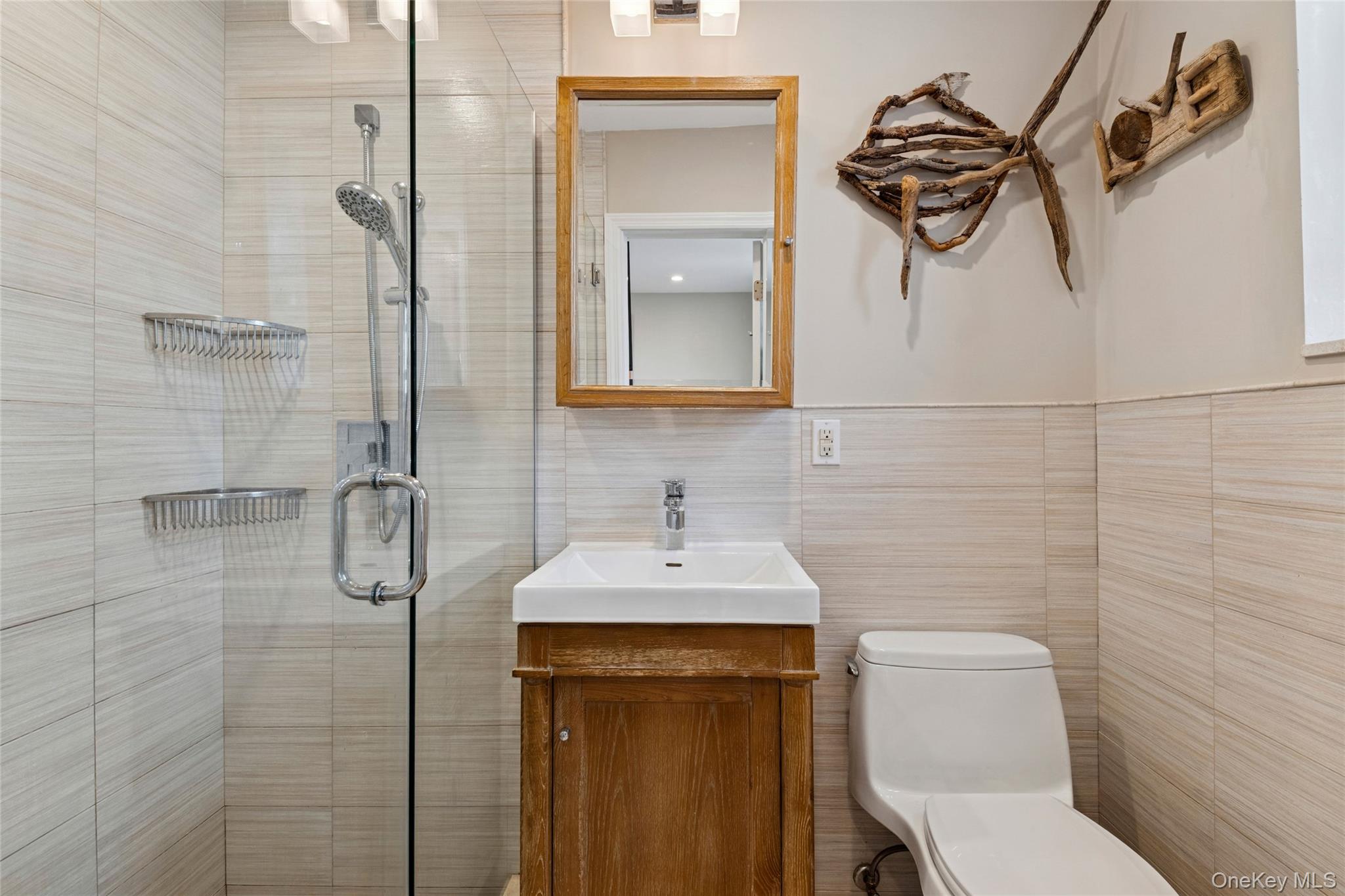 #12 photo, 410 E Broadway, ナッソー郡 Long Beach , NY 11561