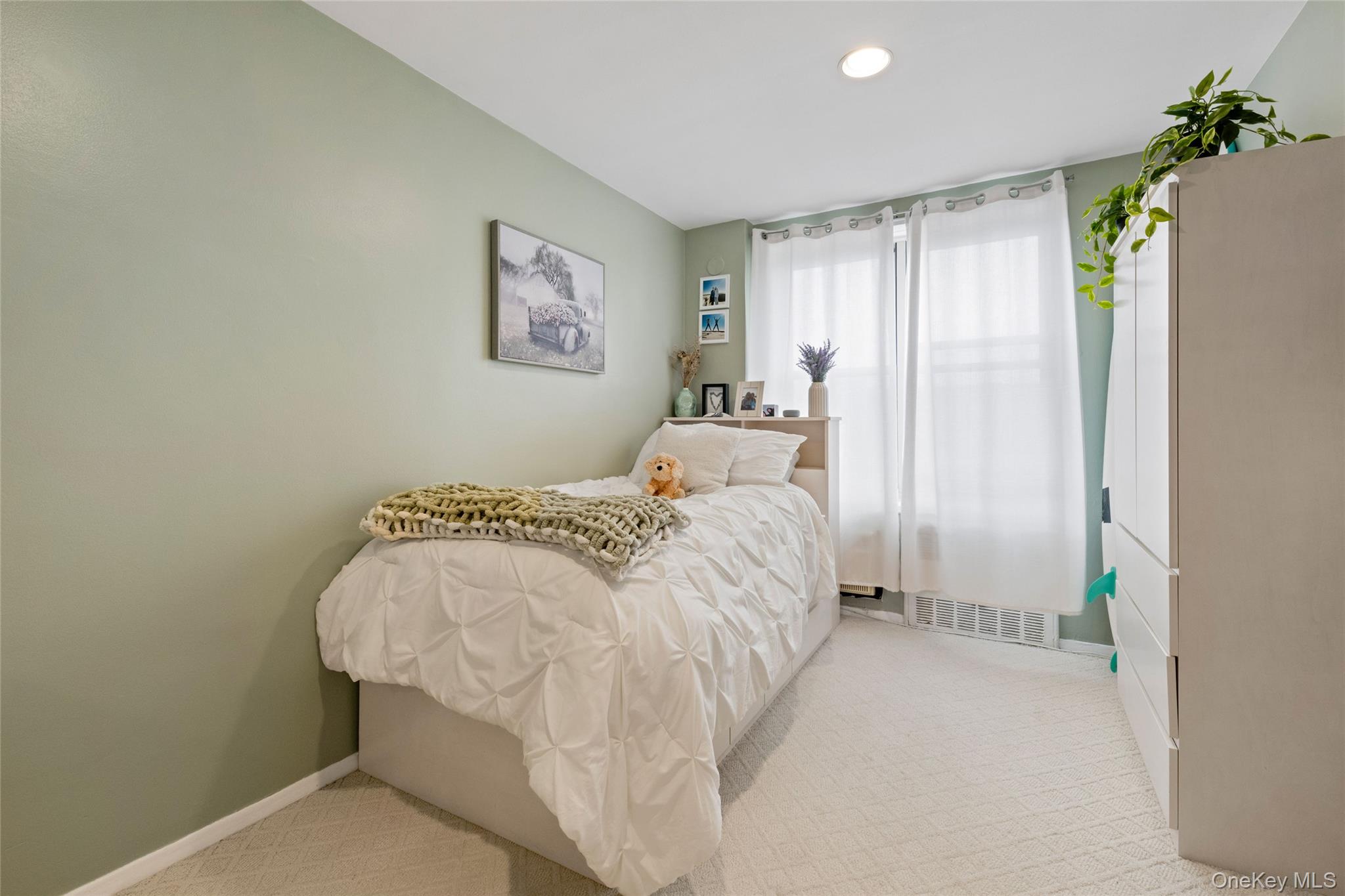 #15 photo, 410 E Broadway, ナッソー郡 Long Beach , NY 11561