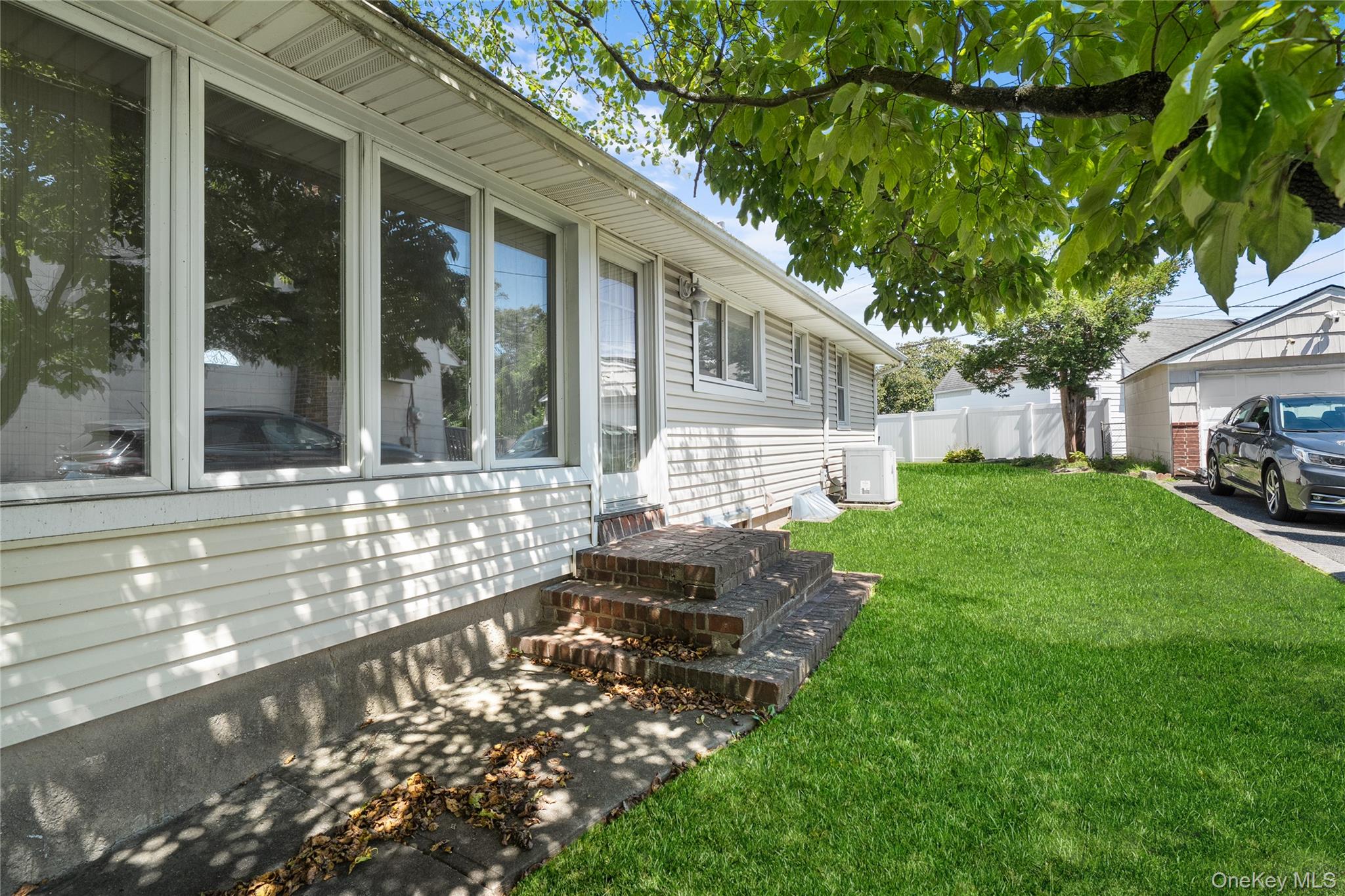 #15 photo, 2986 Valley Road, Wantagh , NY 11793