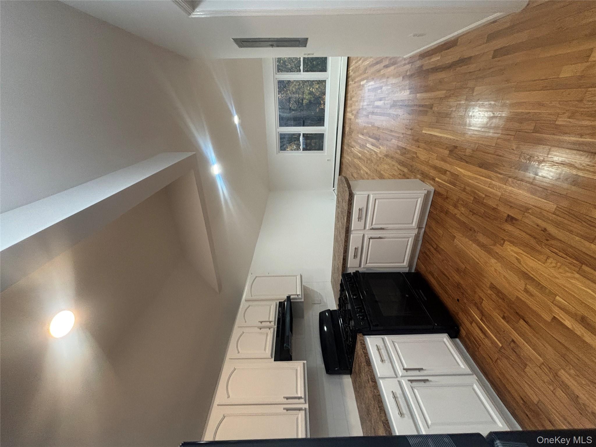 #19 photo, 174-17 129th Ave, Jamaica , NY 11434