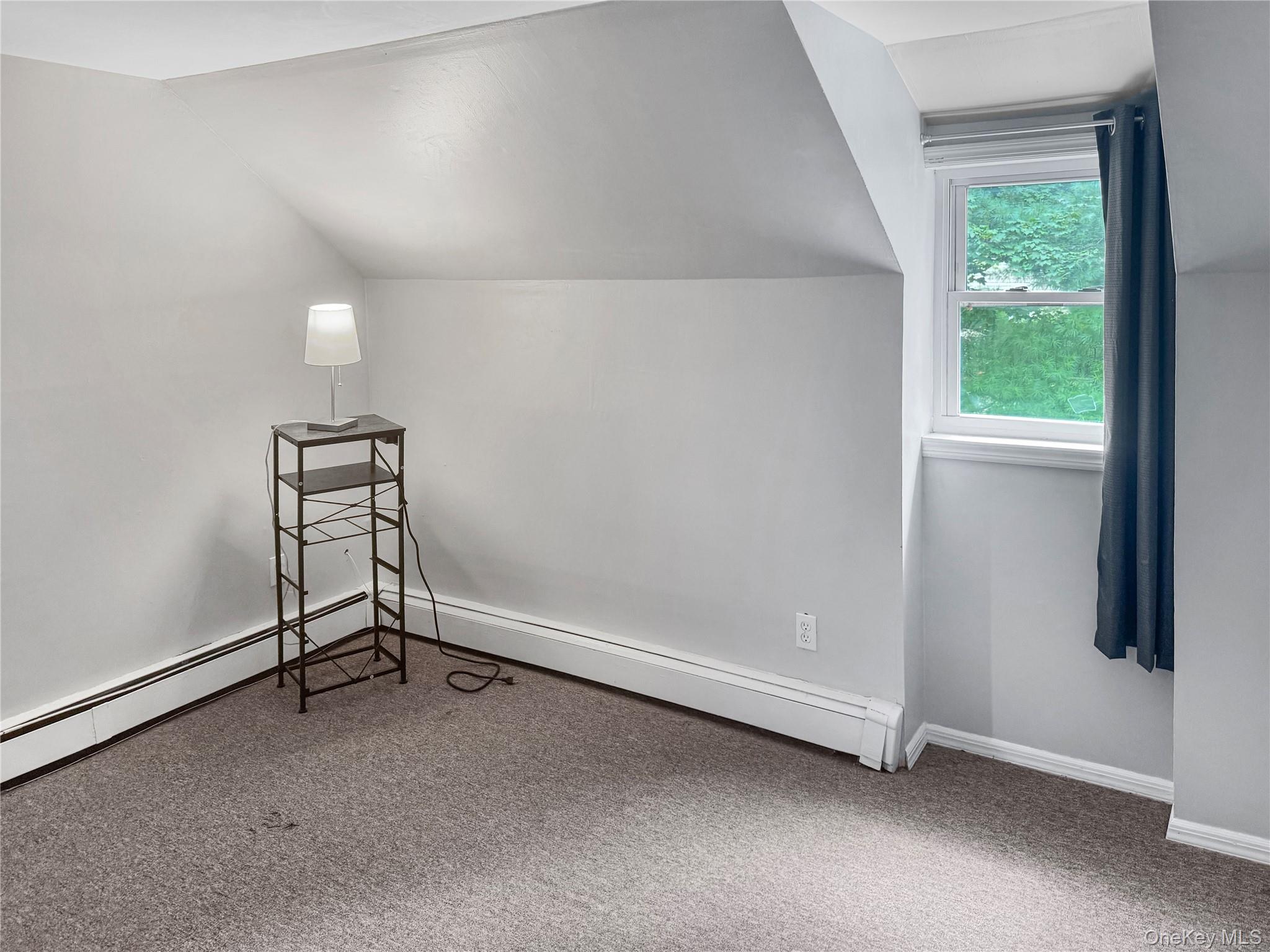 #5 photo, 174 Mills Pond Road, サフォーク郡 Saint James , NY 11780