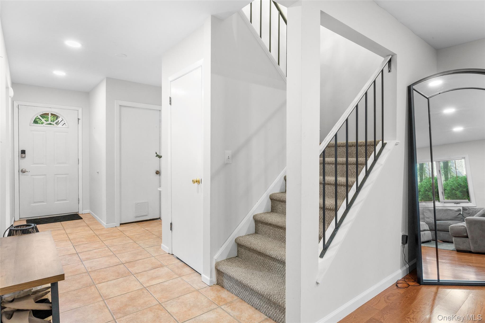 #14 photo, 25 Jeremy Circle, サフォーク郡 Nesconset , NY 11767