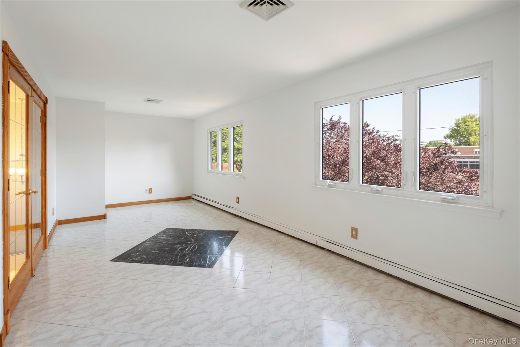 #19 photo, 34 Vandewater Avenue, ナッソー郡 Floral Park , NY 11001