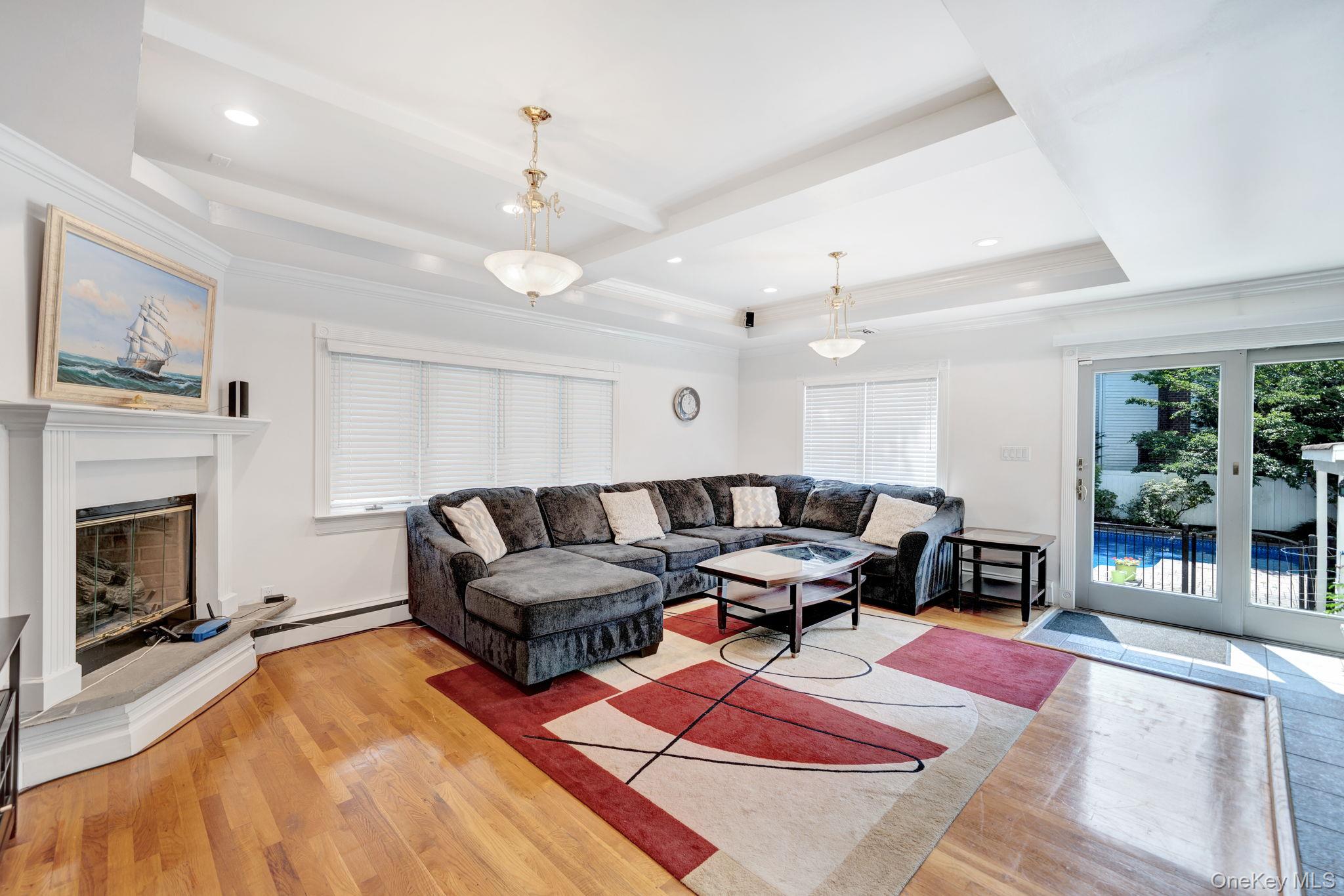 #7 photo, 76 Balcom Road, ナッソー郡 Farmingdale , NY 11735