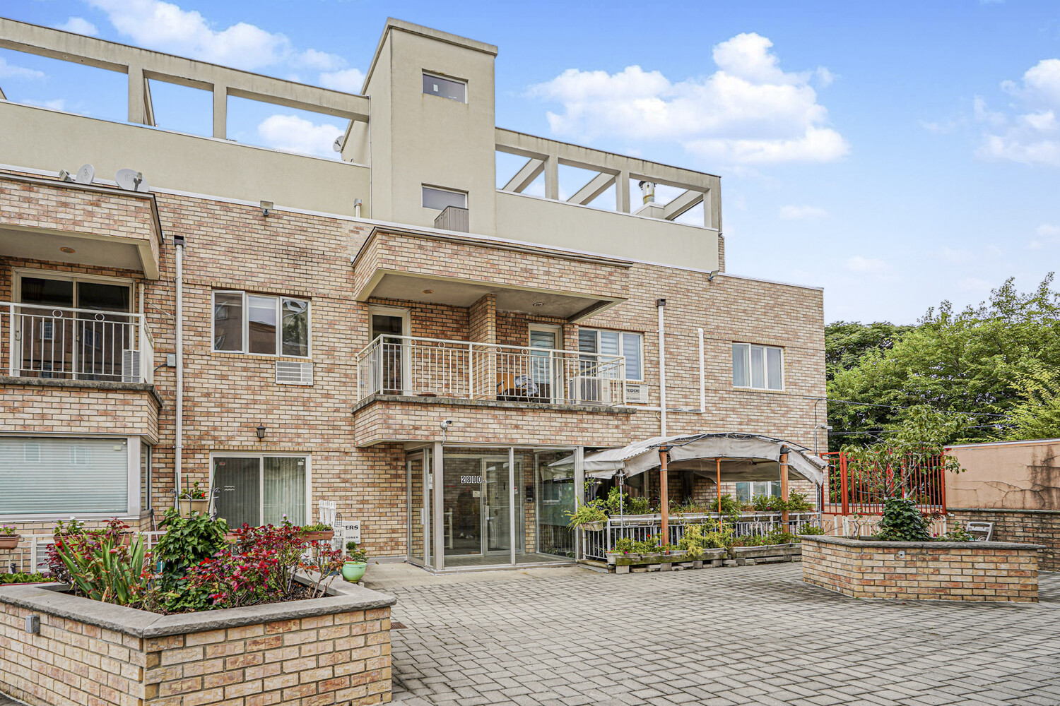 #2 photo, 2800 E 29TH Street, ブルックリン区 Sheepshead Bay , NY 11235