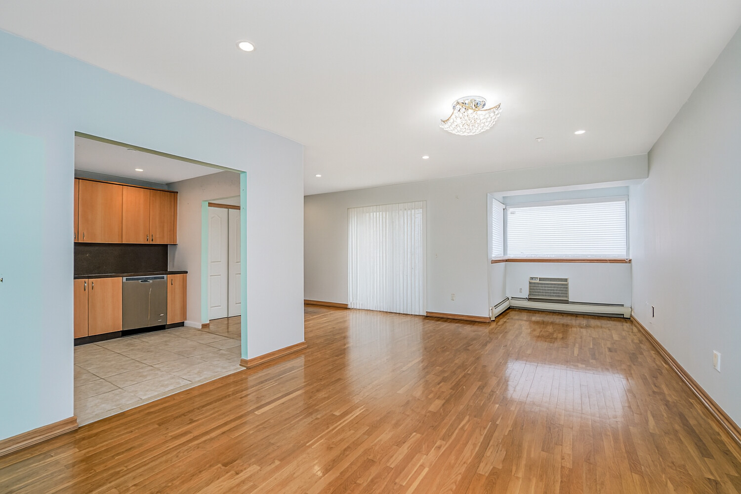 #8 photo, 2800 E 29TH Street, ブルックリン区 Sheepshead Bay , NY 11235