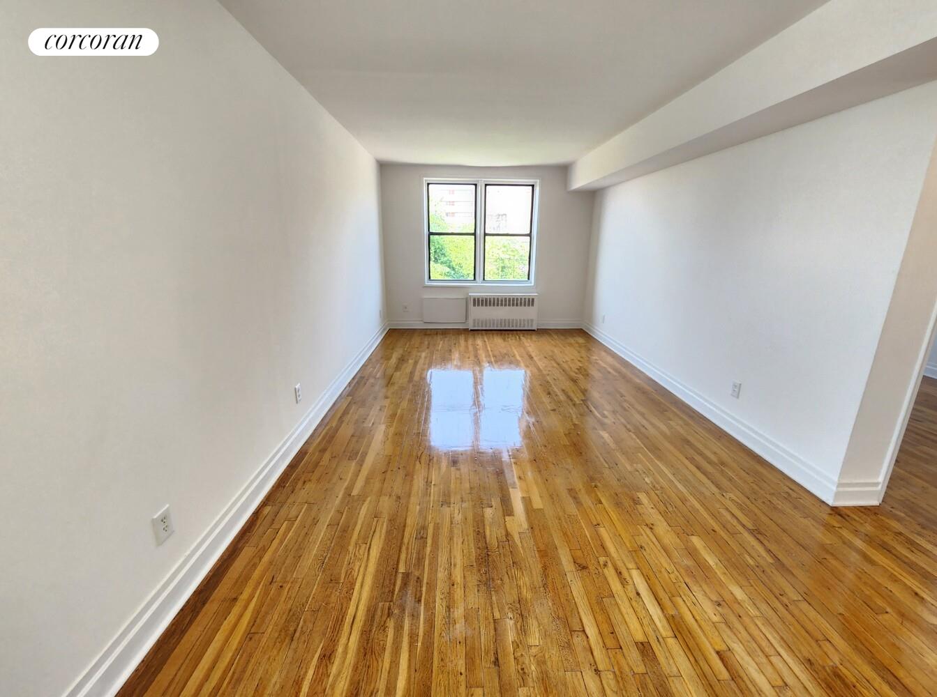 #3 photo, 1725 EDISON Avenue, ブロンクス区 Pelham Bay , NY 10461