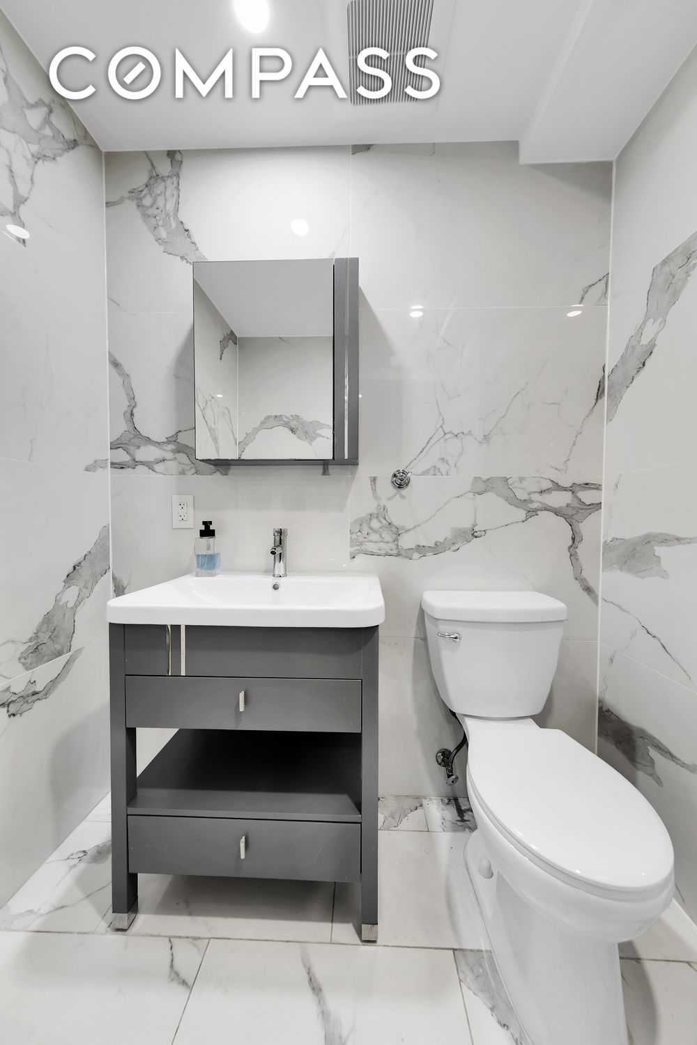 #17 photo, 278 Nassau Avenue, Greenpoint , NY 11222