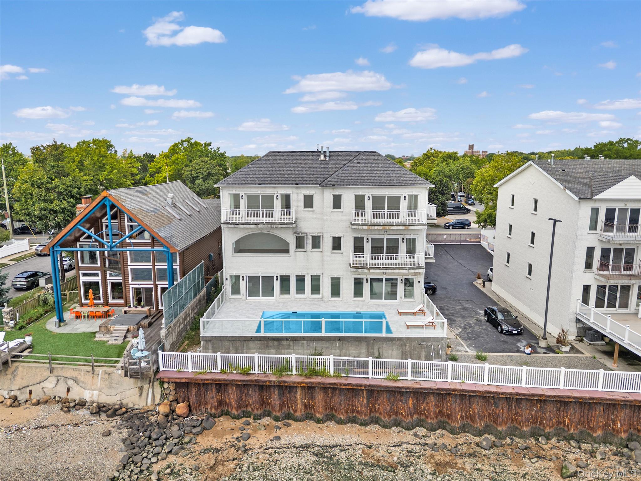 #1 photo, 4 Angelas Place, ブロンクス区 Bronx , NY 10465