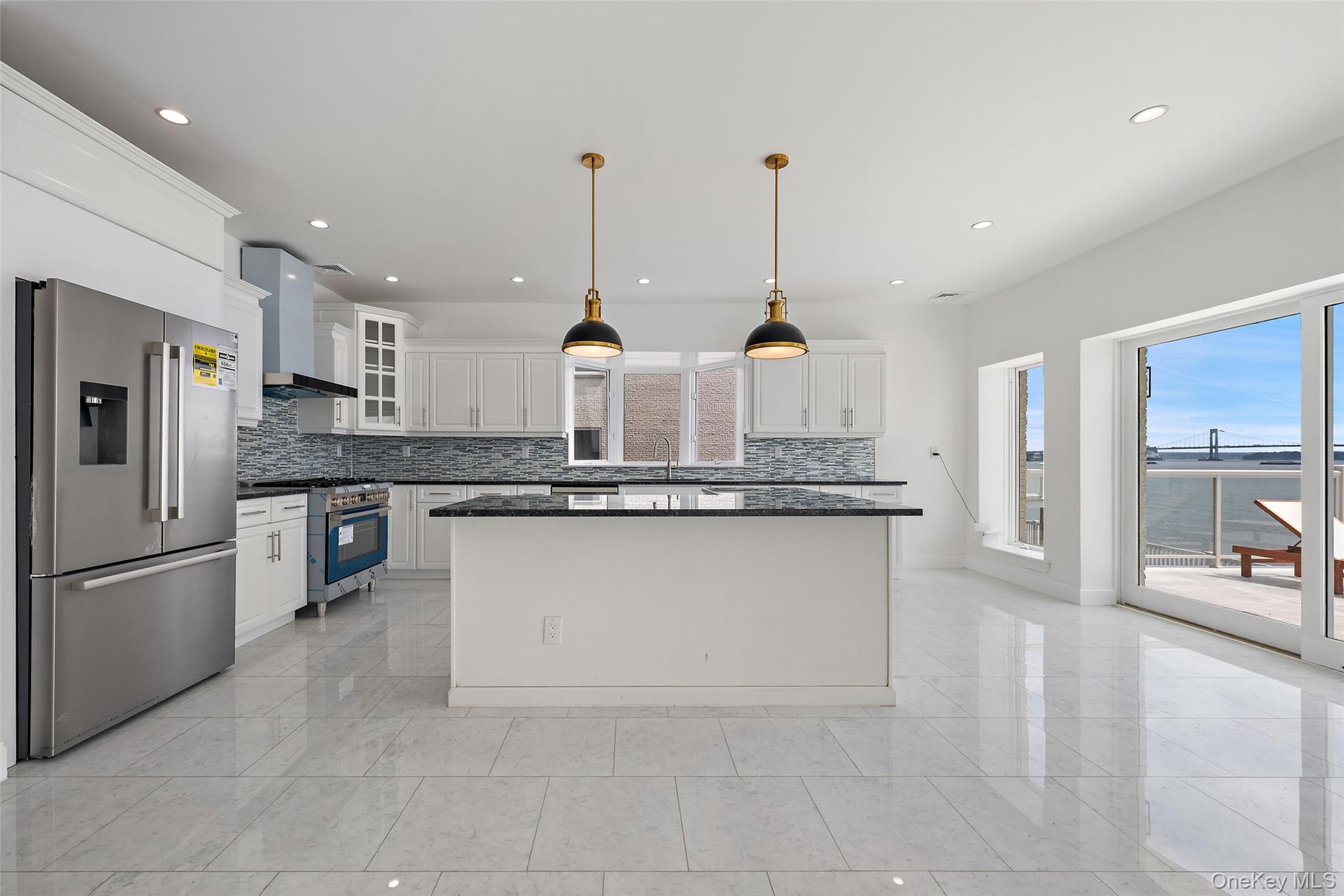 #9 photo, 4 Angelas Place, ブロンクス区 Bronx , NY 10465