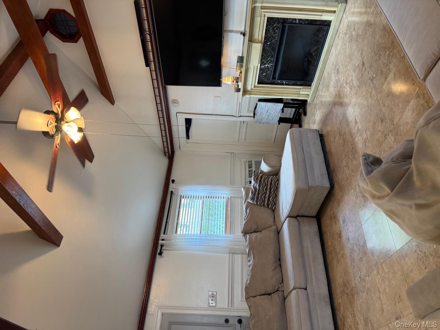 #2 photo, 114D Edgewater Park, ブロンクス区 Bronx , NY 10465