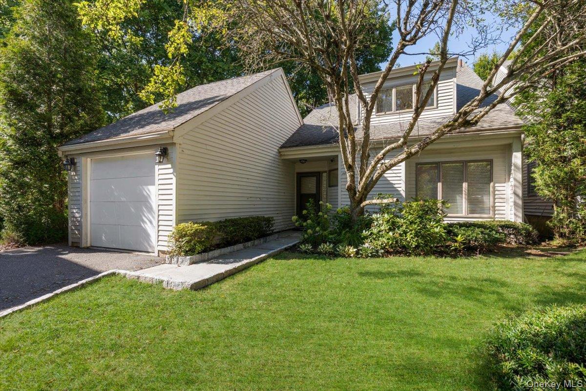 #1 photo, 9 Evon Court, Scarsdale , NY 10583