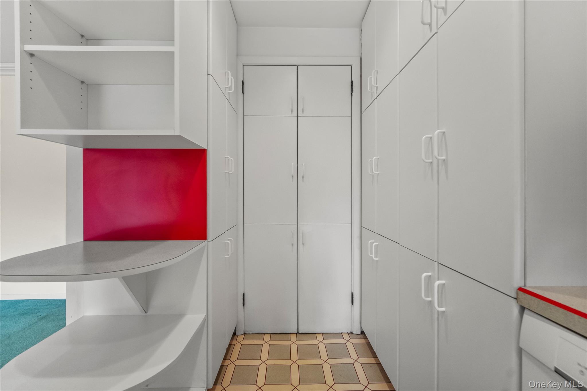 #14 photo, 100 E Hartsdale Avenue, Hartsdale , NY 10530