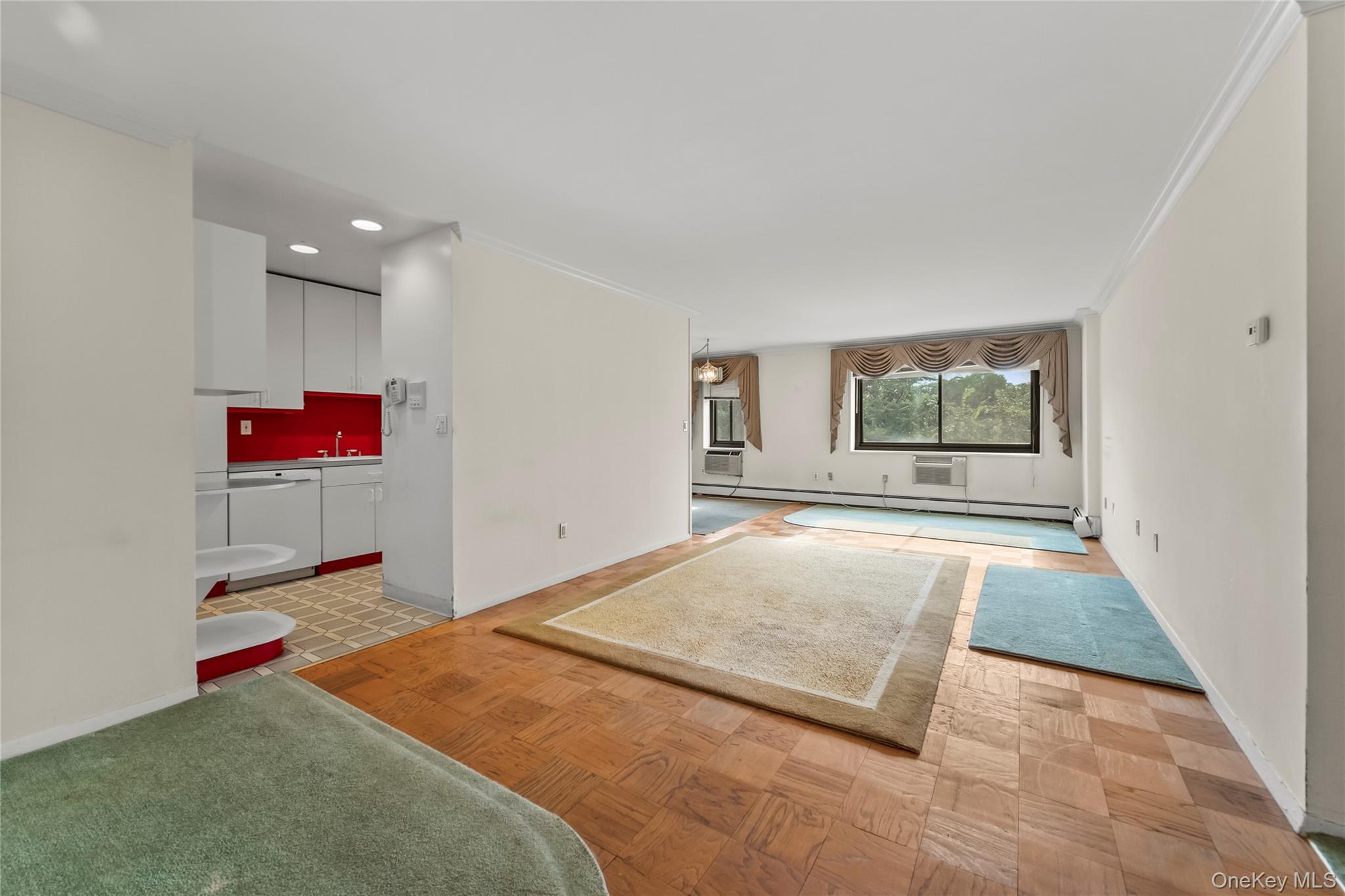 #5 photo, 100 E Hartsdale Avenue, Hartsdale , NY 10530