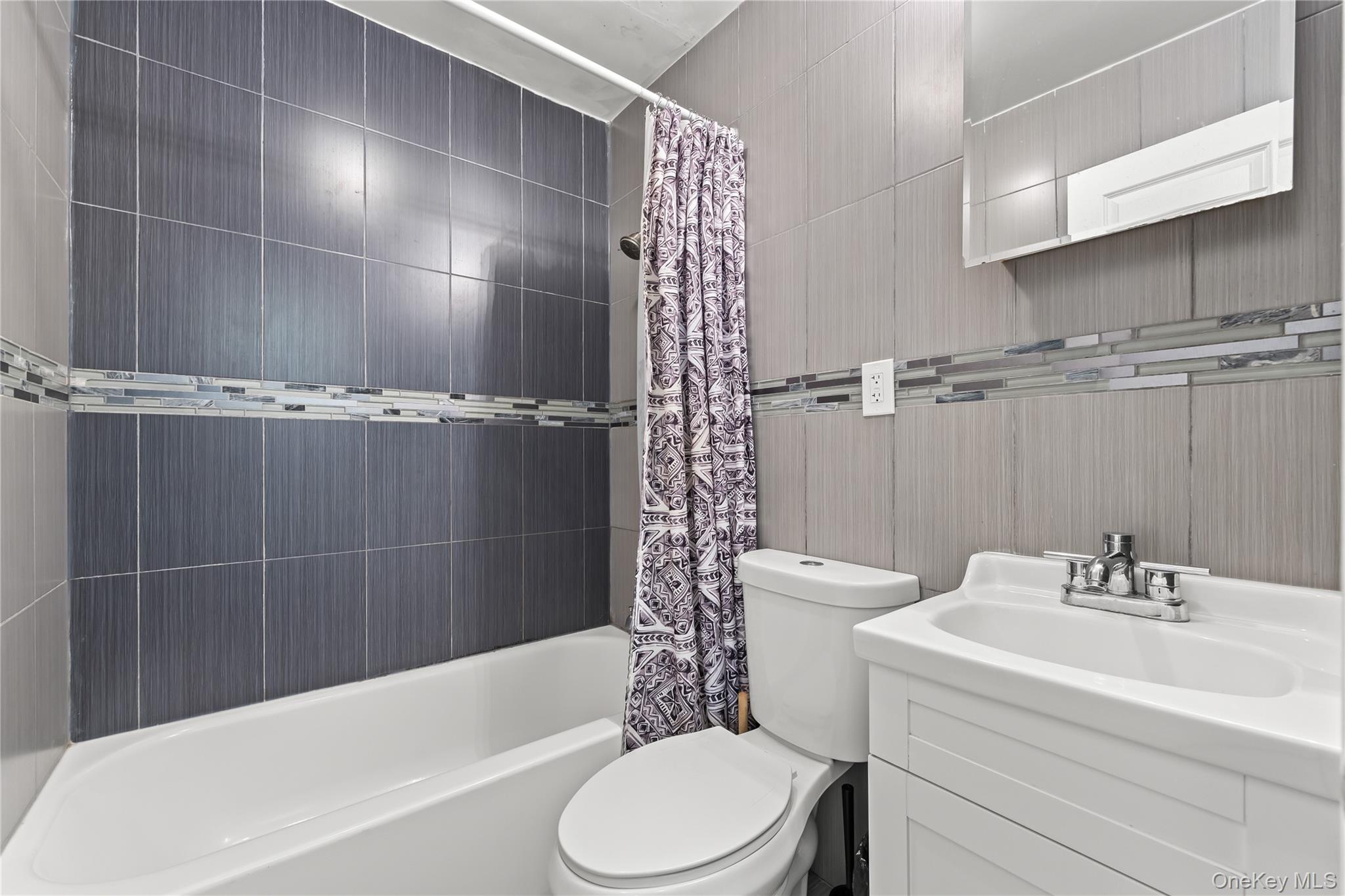 #6 photo, 4114 Wickham Avenue, ブロンクス区 Bronx , NY 10466