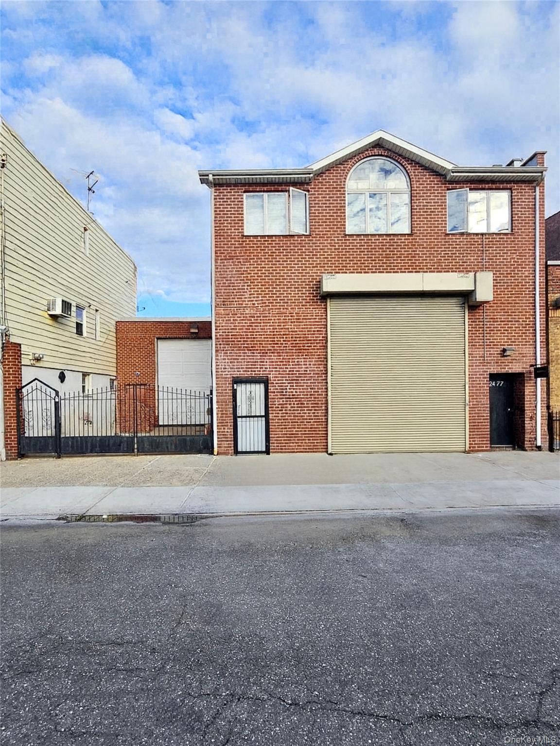 #1 photo, 24-77 47 Street, クイーンズ区 Astoria , NY 11103