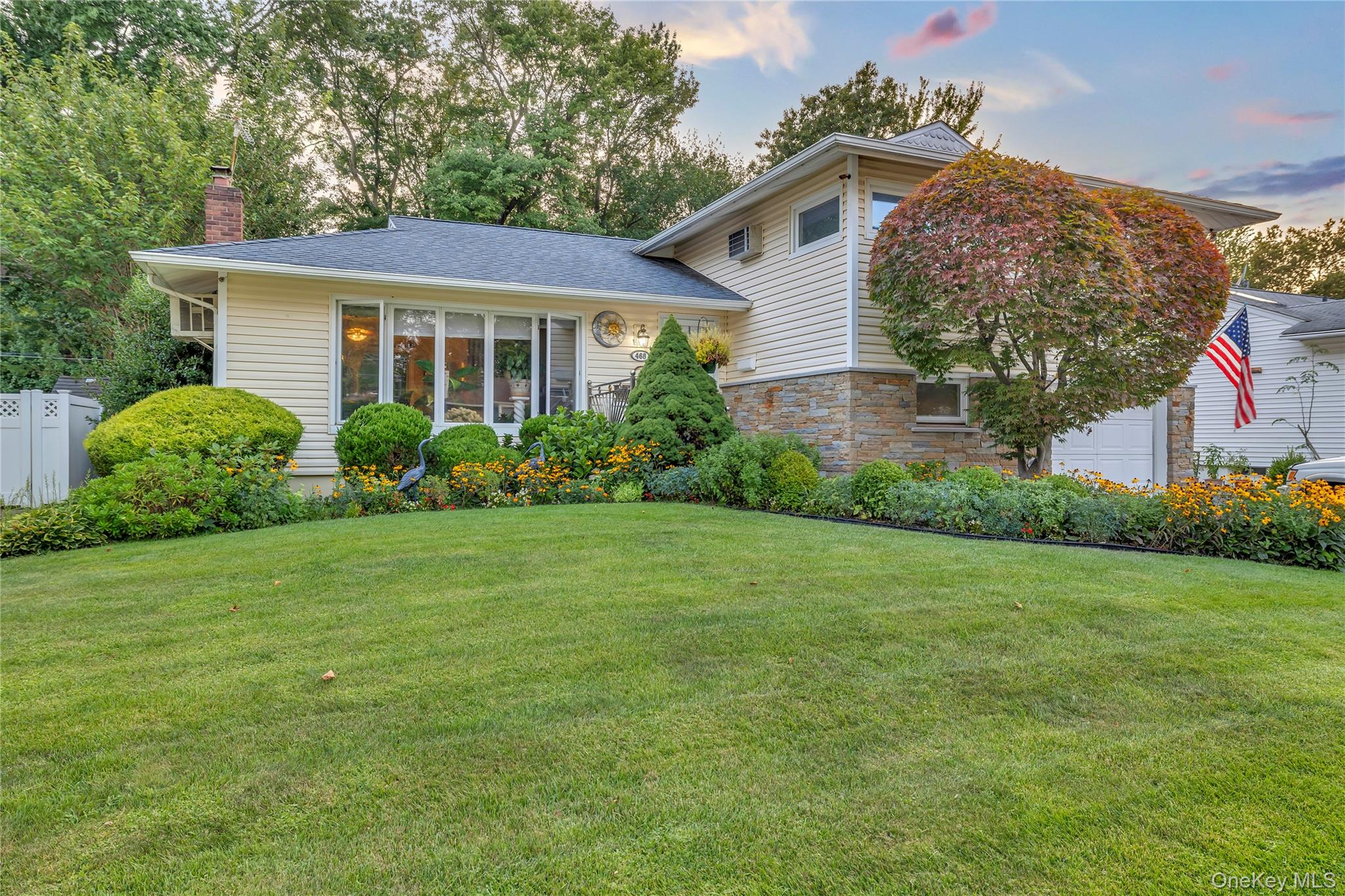 #1 photo, 468 Richmond Road, ナッソー郡 East Meadow , NY 11554