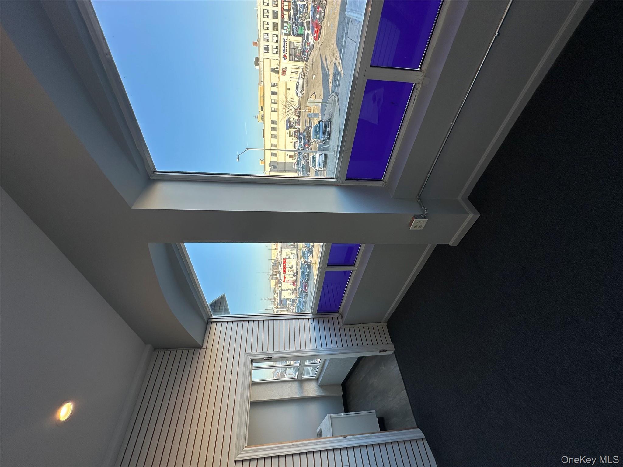 #4 photo, 202 Merrick Road, ナッソー郡 Rockville Centre , NY 11570