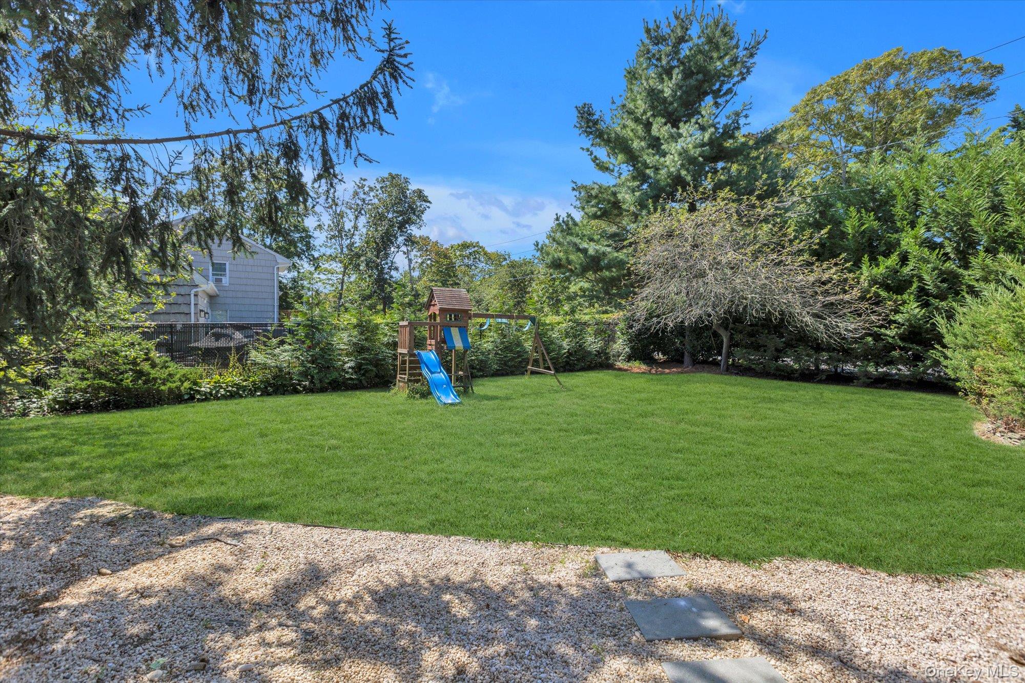 #16 photo, 34 Sedgemere Road, サフォーク郡 Center Moriches , NY 11934