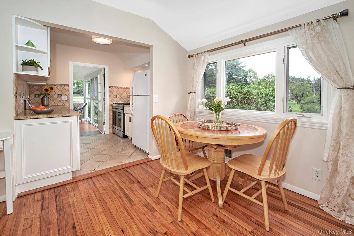 #7 photo, 22 Daly Cross Road, Mount Kisco , NY 10549