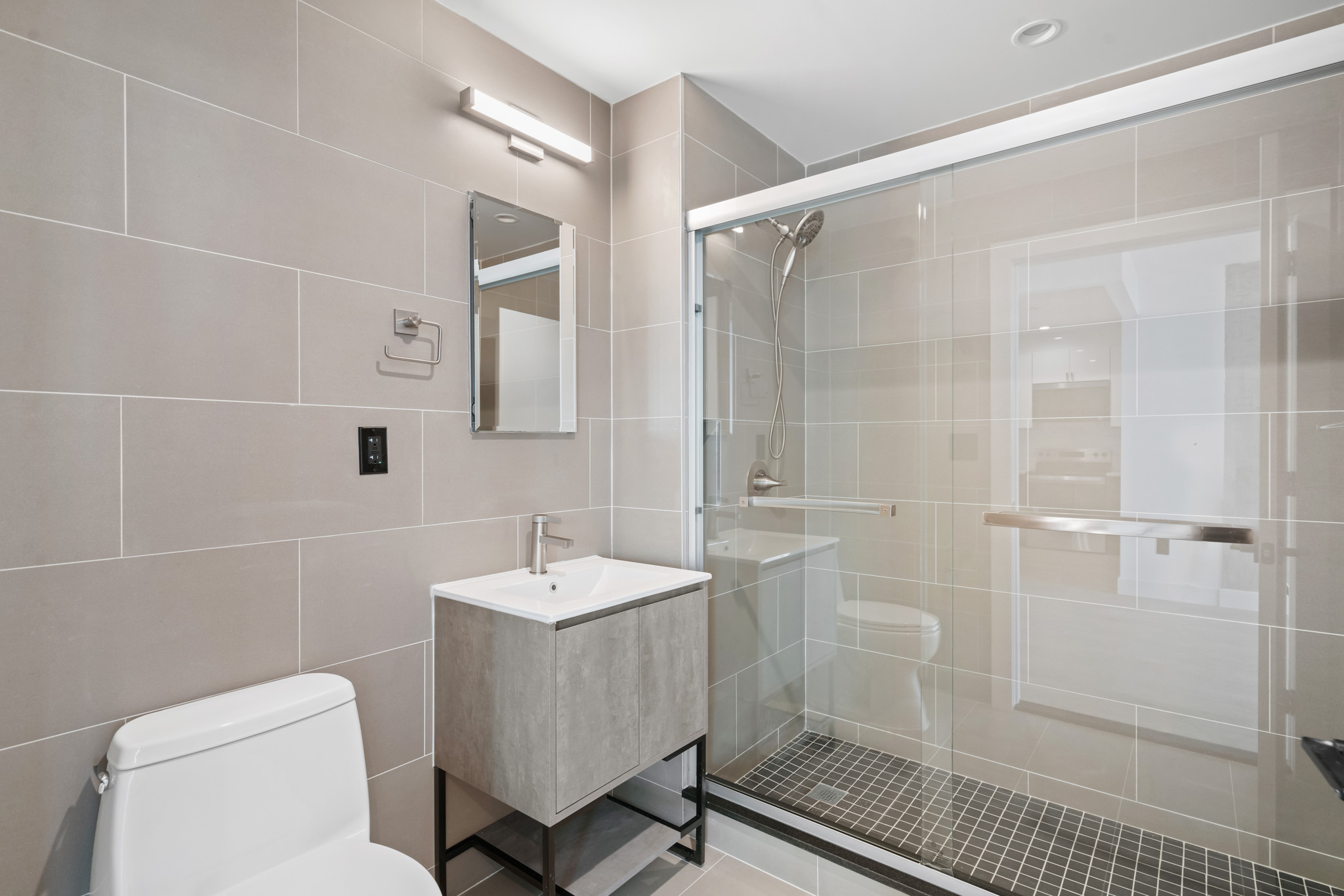 #5 photo, North Corona, クイーンズ区 North Corona , NY 11372