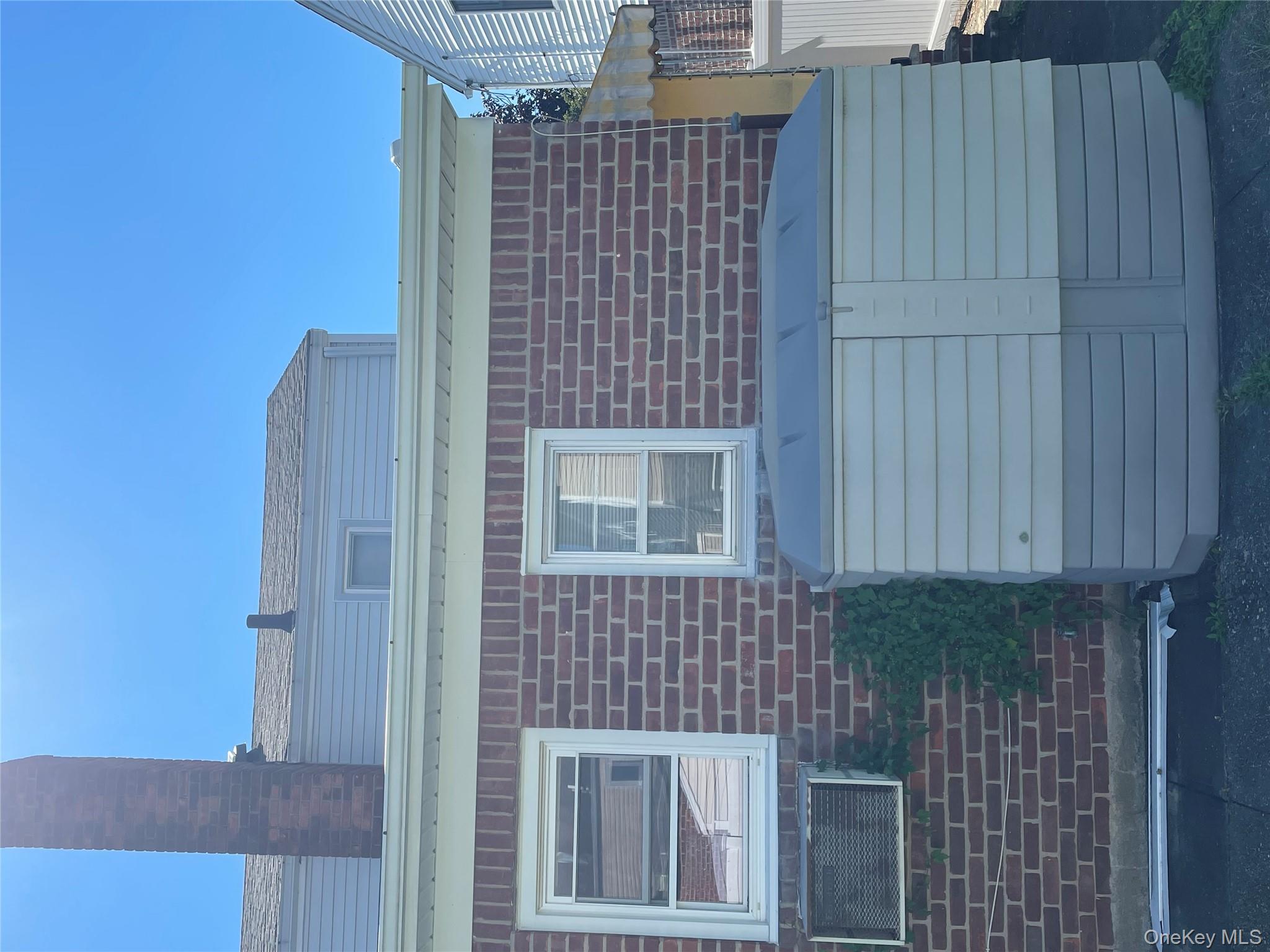 #5 photo, 424 Andrews Road, ナッソー郡 Mineola , NY 11501