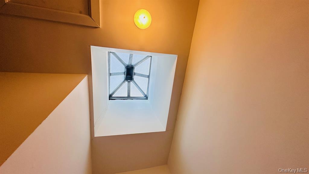 #9 photo, 64-09 Woodside Avenue, クイーンズ区 Woodside , NY 11377