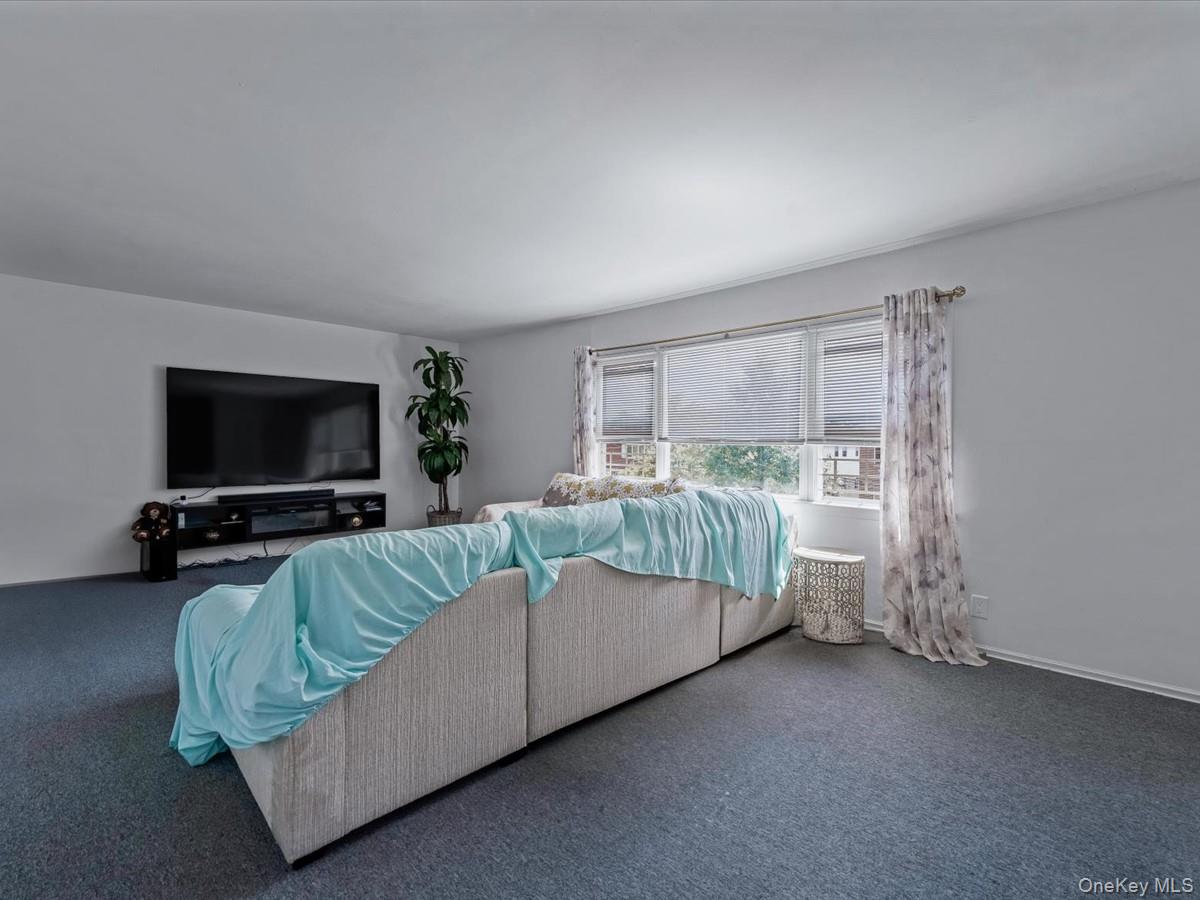 #15 photo, 243-17 72nd Avenue, クイーンズ区 Douglaston , NY 11362