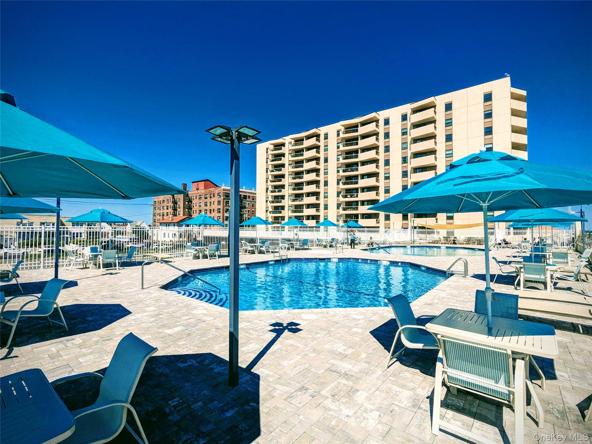 #13 photo, 360 Shore Road, ナッソー郡 Long Beach , NY 11561