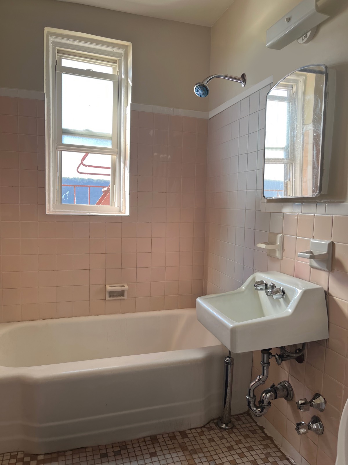 #5 photo, 709 Warburton, #6D, Yonkers , NY 10701