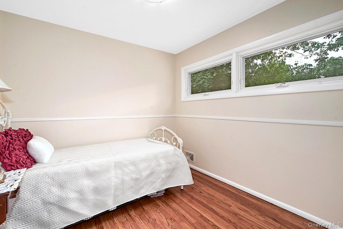 #14 photo, 22 Daly Cross Road, Mount Kisco , NY 10549