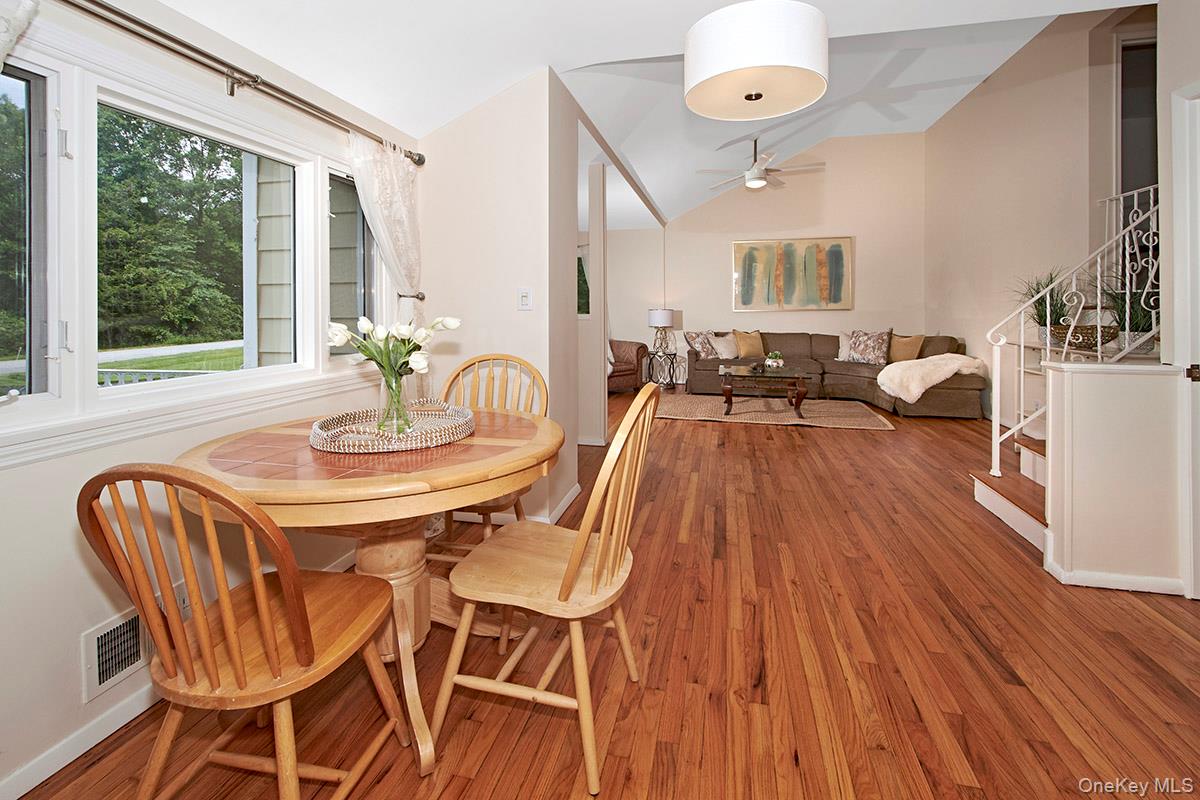 #6 photo, 22 Daly Cross Road, Mount Kisco , NY 10549