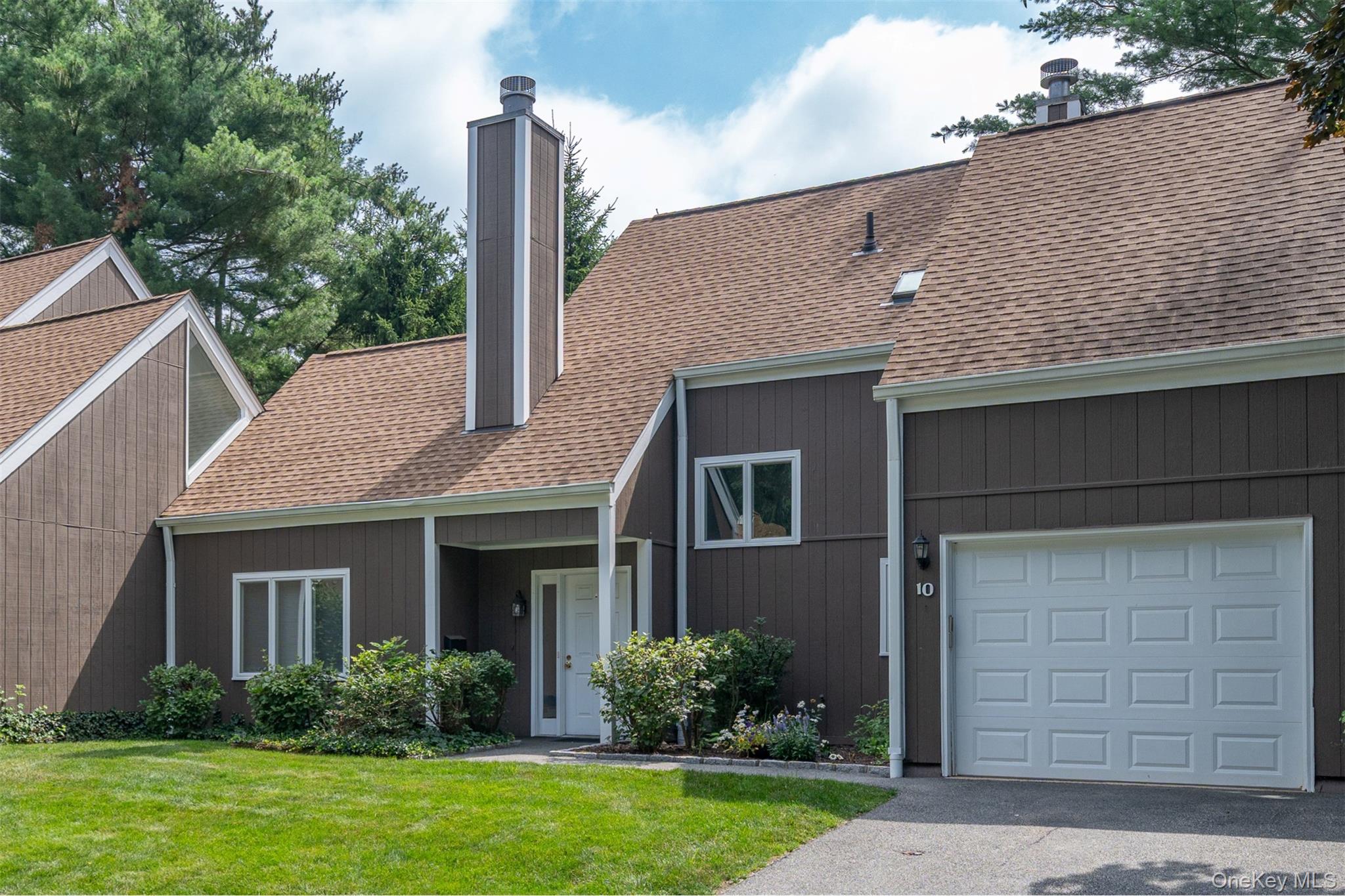 #19 photo, 10 Grove Mews, Chappaqua , NY 10514