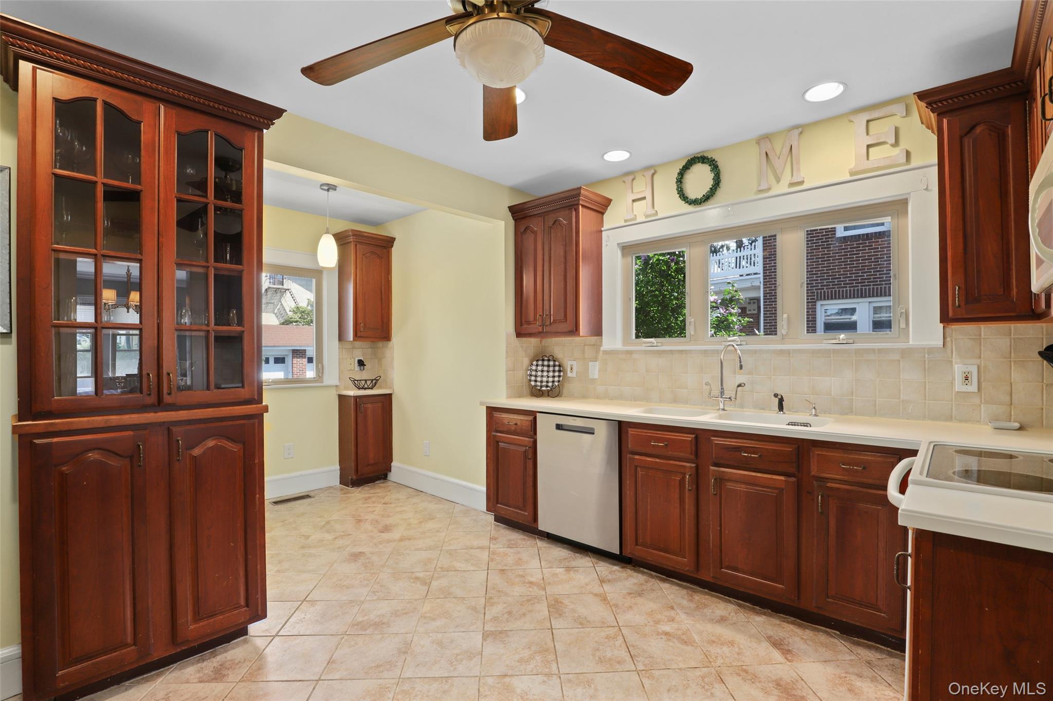 #16 photo, 5 Cedar Place, Ossining , NY 10562