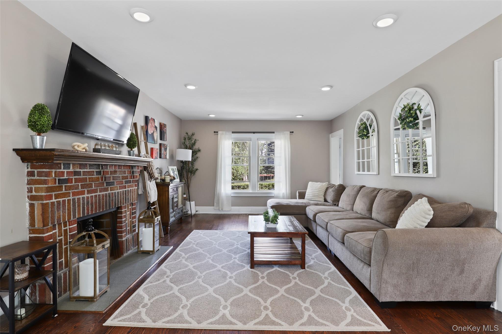 #8 photo, 5 Cedar Place, Ossining , NY 10562