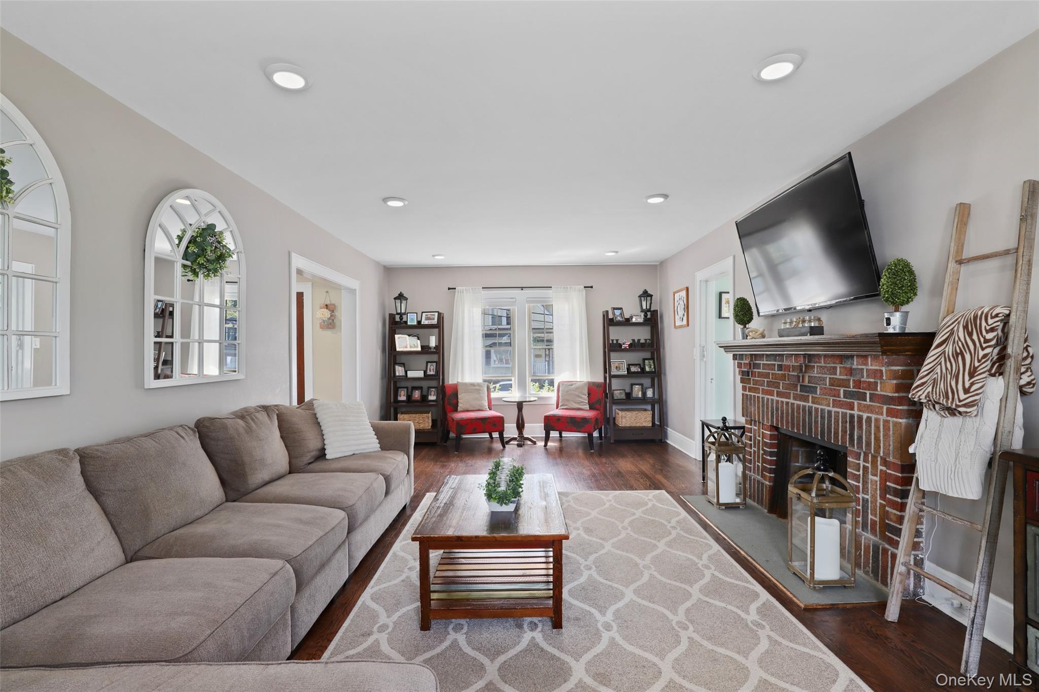 #9 photo, 5 Cedar Place, Ossining , NY 10562