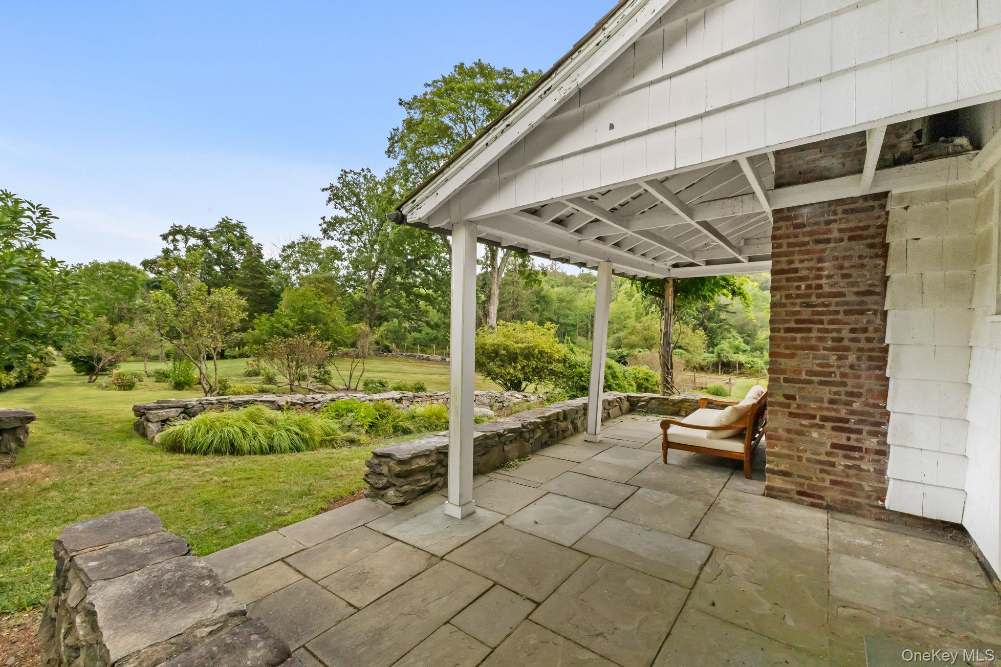 #8 photo, 20 Old Post Road, Bedford Corners , NY 10549