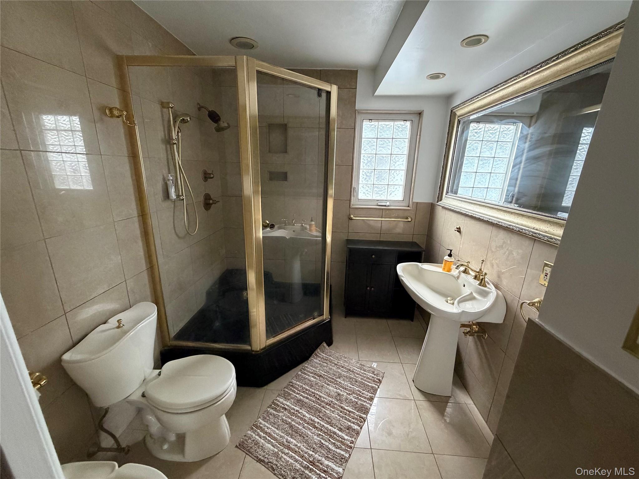 #19 photo, 221 Washington Boulevard, Long Beach , NY 11561