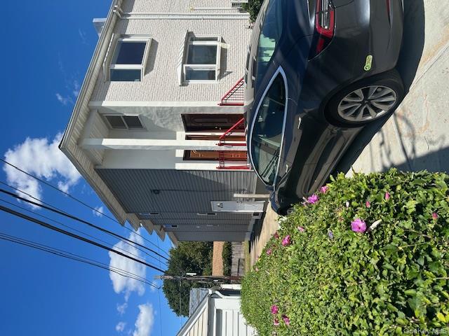 #2 photo, 23913 86th Avenue, クイーンズ区 Bellerose , NY 11426