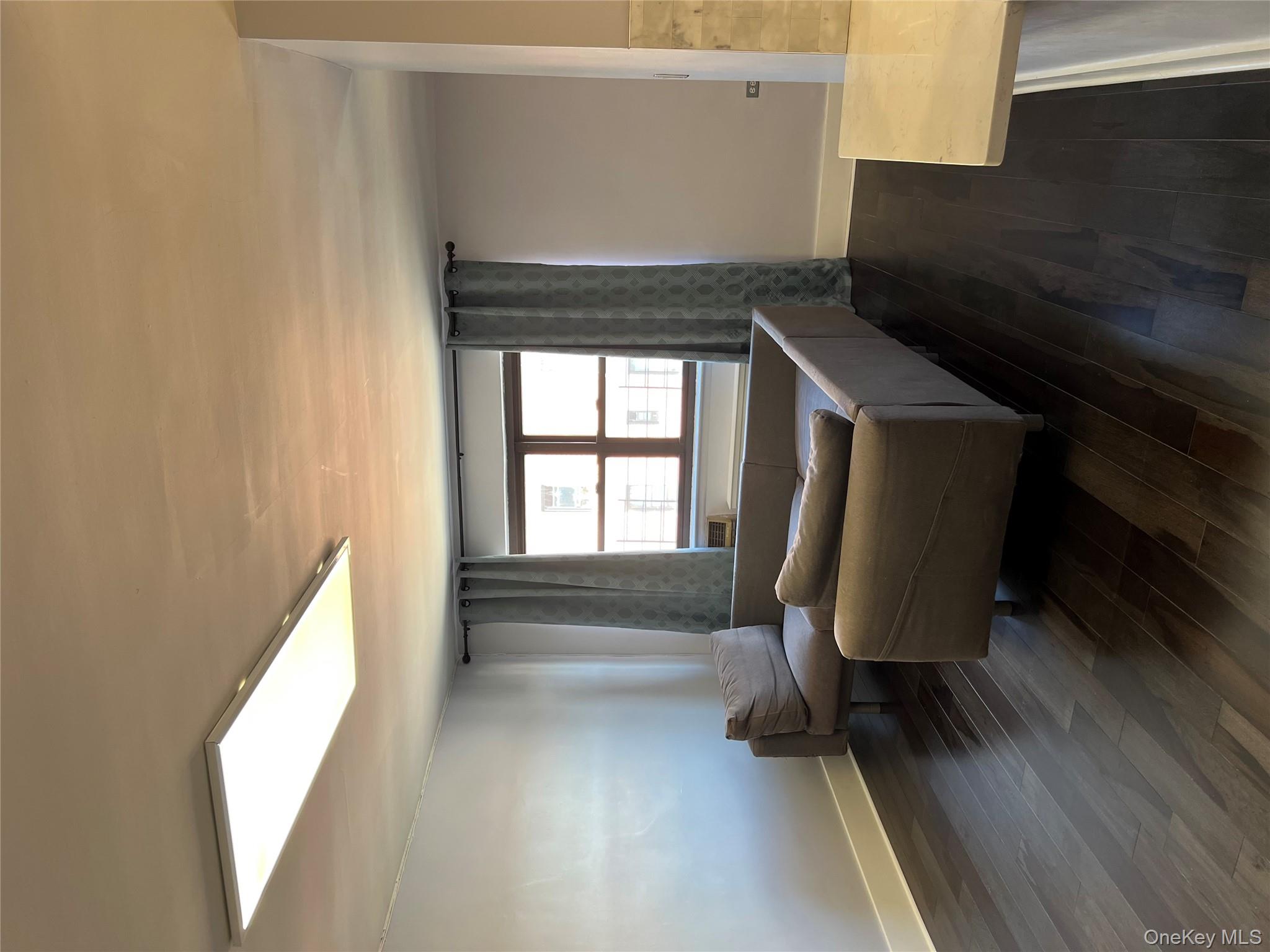 #11 photo, 57-10 Junction Boulevard, クイーンズ区 Elmhurst , NY 11373