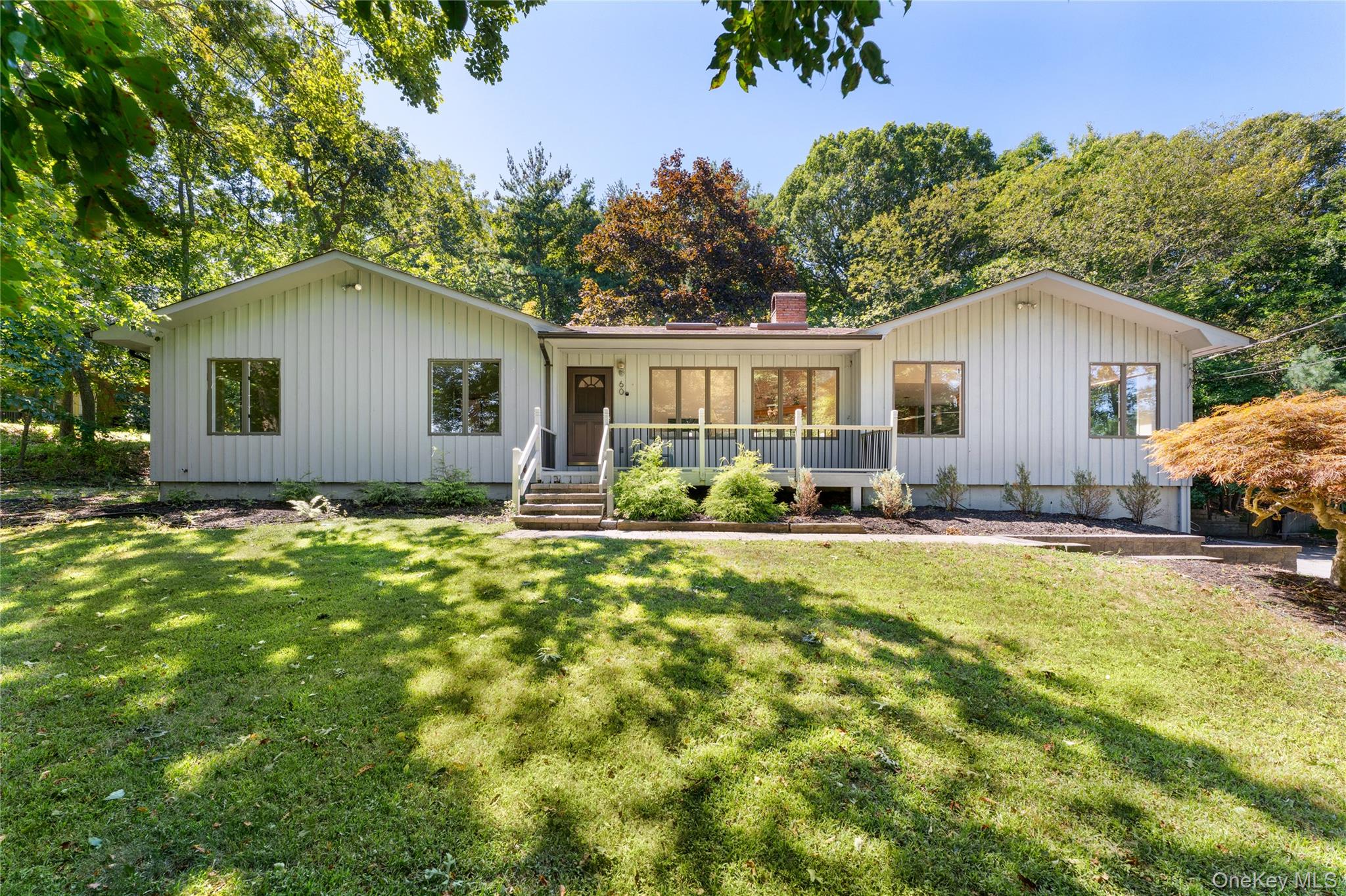 #1 photo, 60 Valentine Road, सफ़ोक काउंटी Shoreham , NY 11786