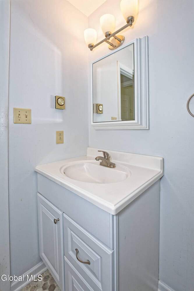 #22 photo, 41C White Farm Road, Saratoga Springs , NY 12866