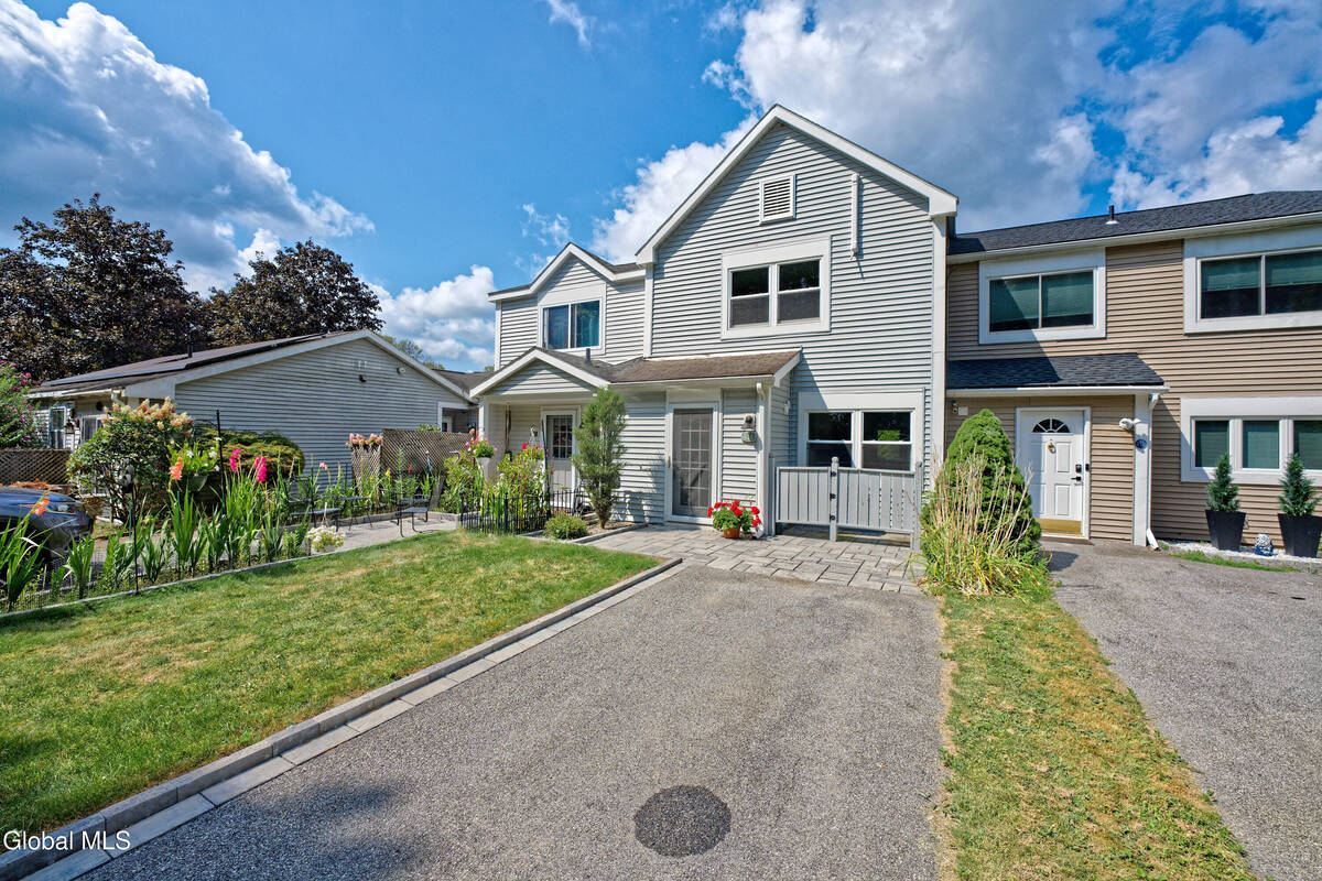 #3 photo, 41C White Farm Road, Saratoga Springs , NY 12866