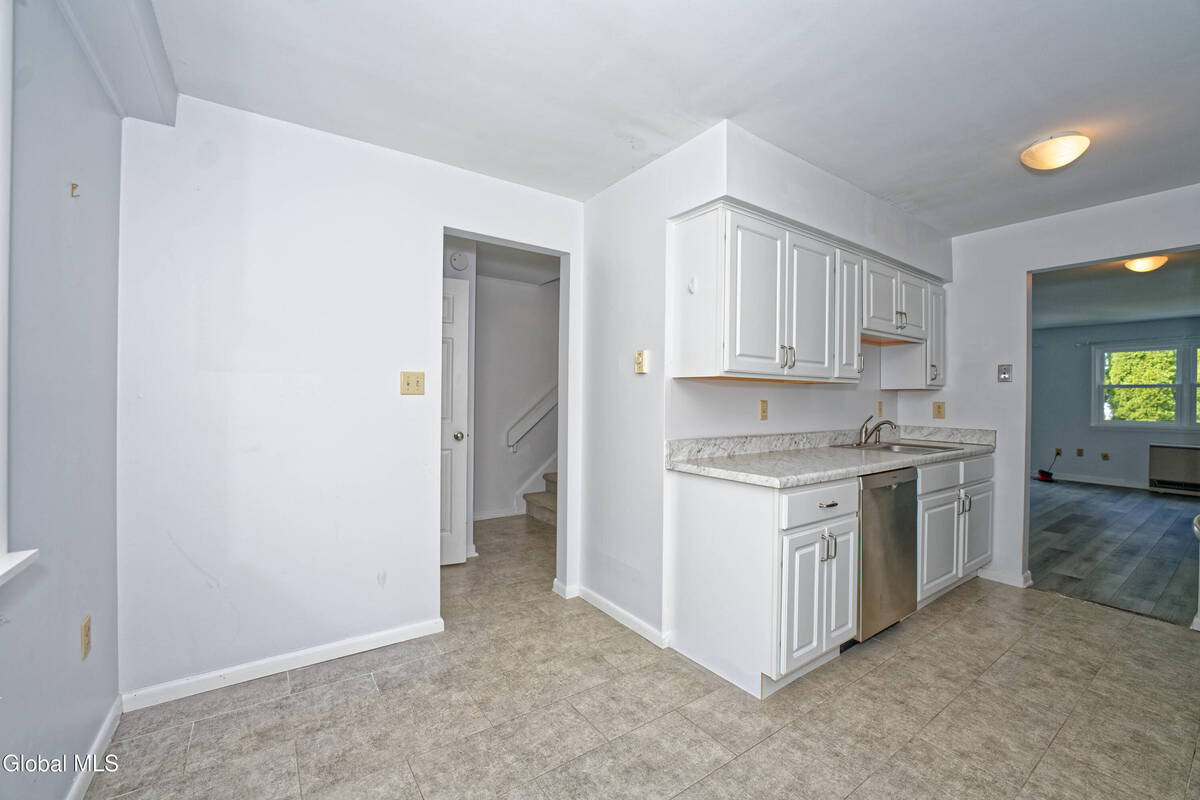 #6 photo, 41C White Farm Road, Saratoga Springs , NY 12866