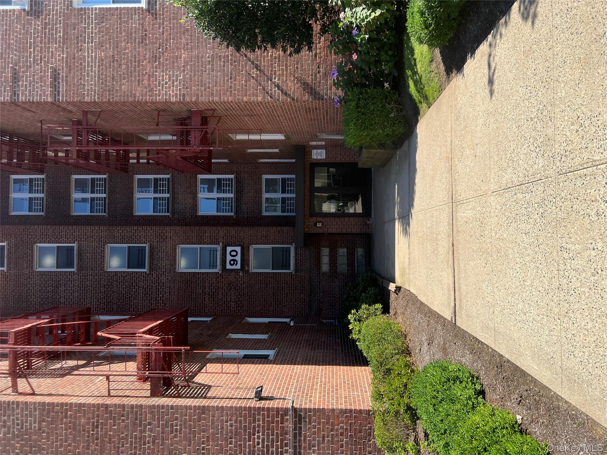 #2 photo, 90 Union Street, New Rochelle , NY 10805