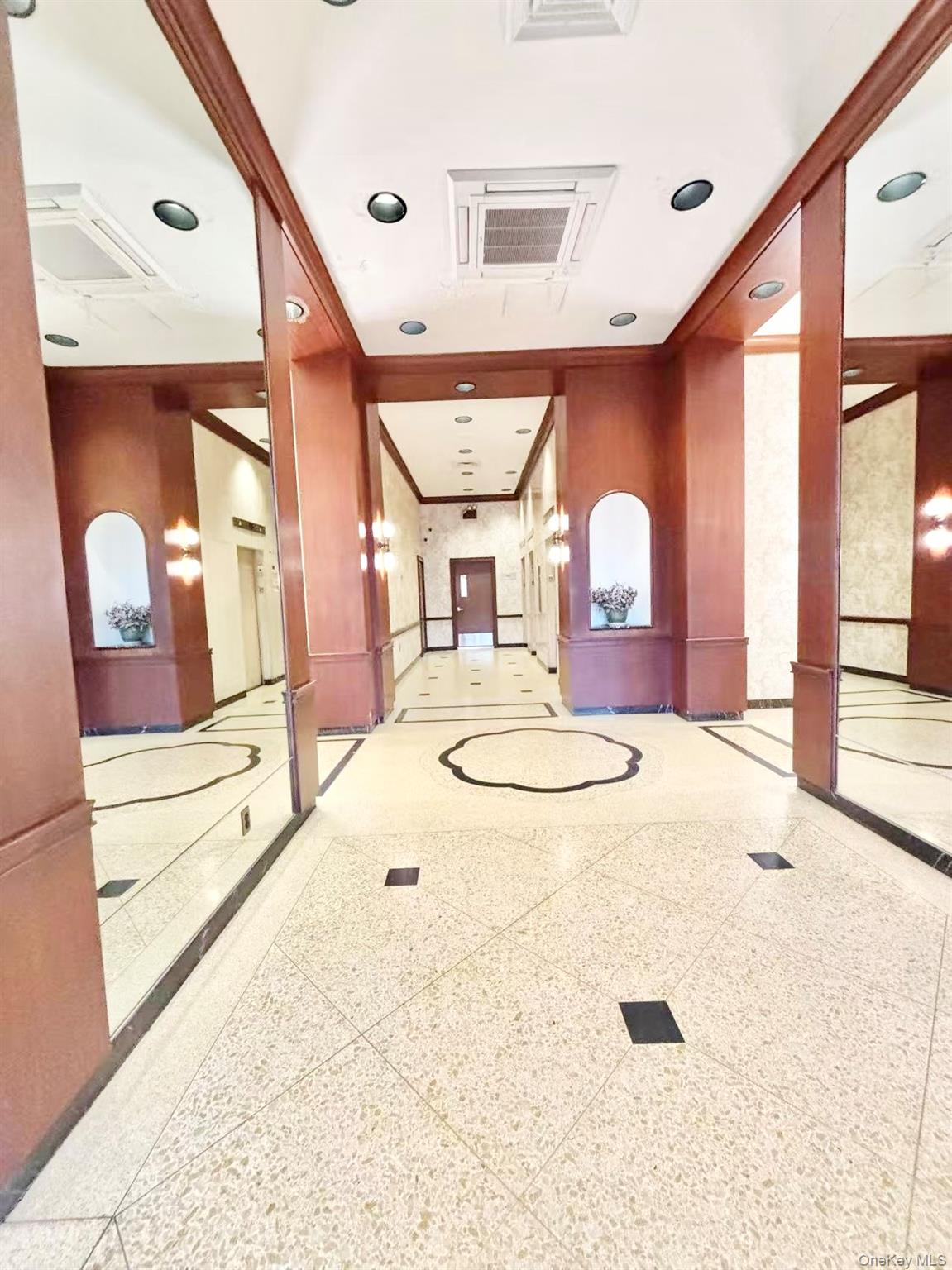 #4 photo, 4140 Union Street, クイーンズ区 Flushing , NY 11355